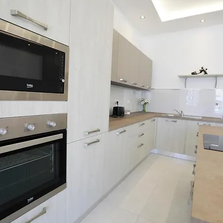 3-bedroom With Views In Iz-zebbug, Gozo Zebbug (Gozo)