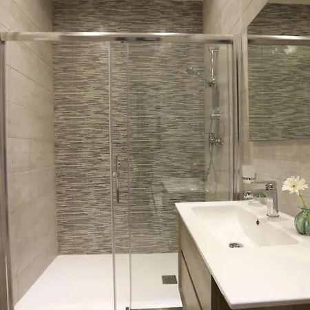 3-bedroom With Views In Iz-zebbug, Gozo Lejlighed